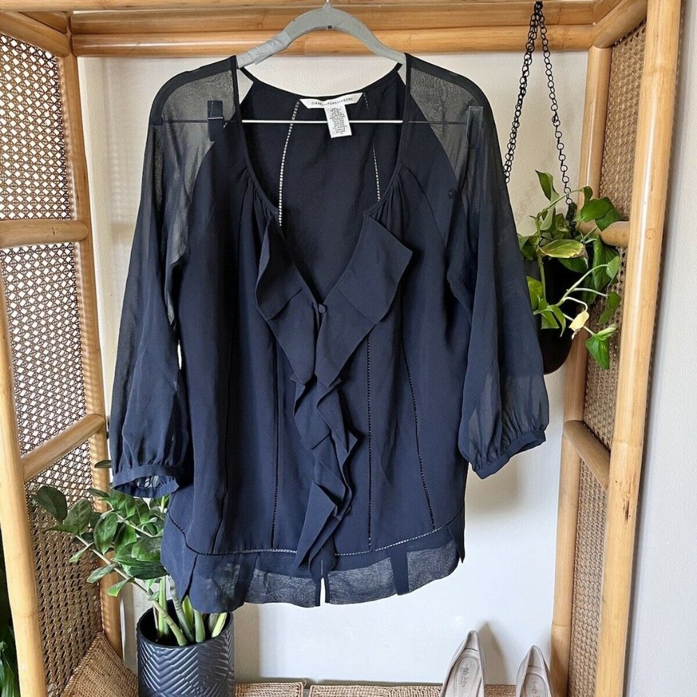 Diane Von Furstenberg Silk Black Evening Top Long Sleeve size 10